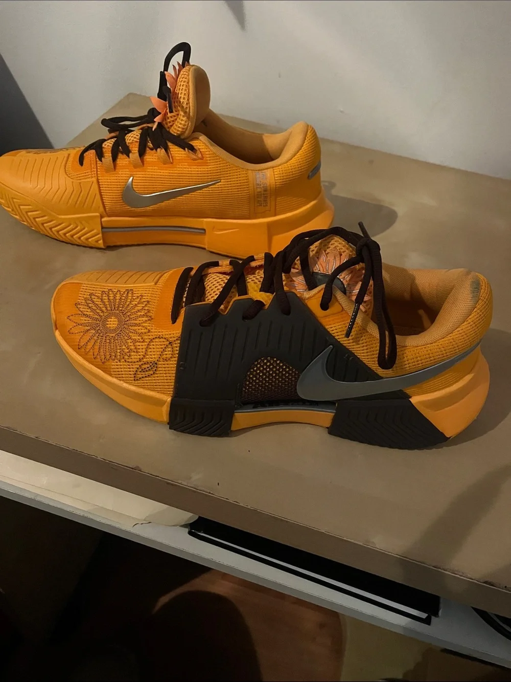 Nike these sunflower